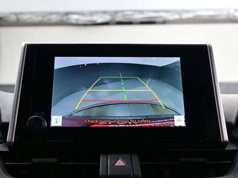 Used 2024 Toyota RAV4 LE image 17