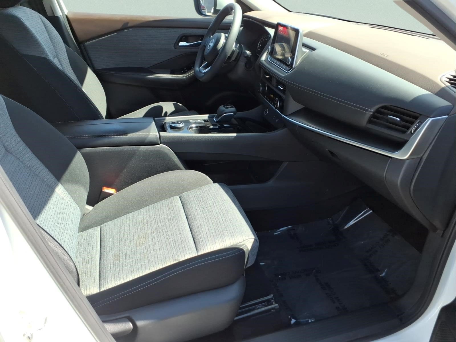 Used 2023 Nissan Rogue SV AWD/4WD image 27