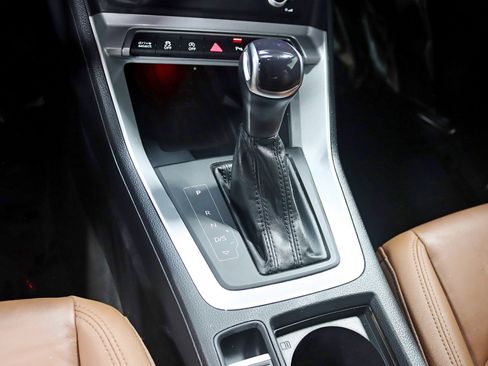 Used 2024 Audi Q3 2.0T Premium Plus w/ Premium Plus Package image 23