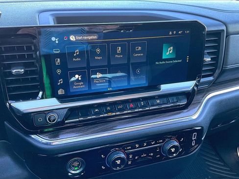 Used 2023 Chevrolet Silverado 1500 LT image 32