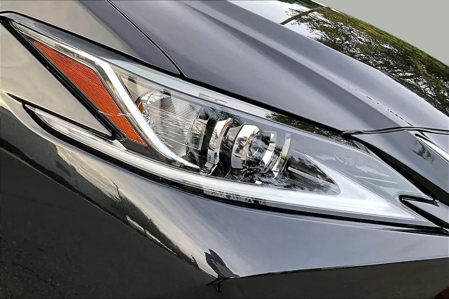 Used 2024 Lexus ES 250 w/ Premium Package AWD/4WD image 27