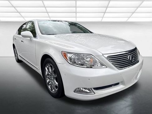 Used 2007 Lexus LS 460 RWD image 8