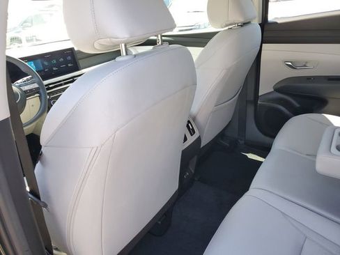 Certified 2025 Hyundai Tucson SEL FWD image 13