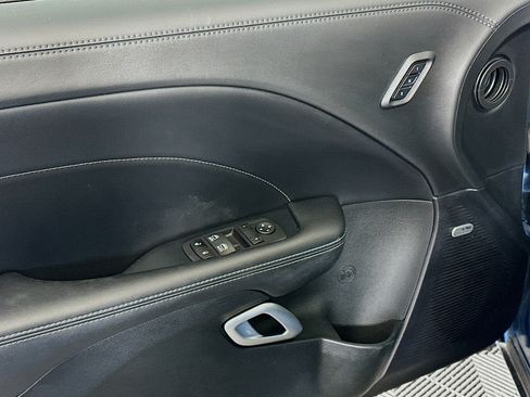 Used 2023 Dodge Challenger SXT w/ Plus Package RWD image 15