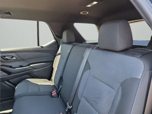 Used 2023 Chevrolet Traverse LT AWD/4WD image 22