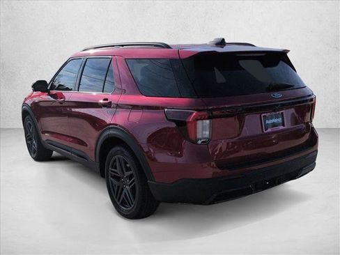 New 2026 Ford Explorer ST-Line w/ ST-Line Street Pack image 8