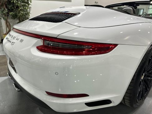 Used 2017 Porsche 911 Carrera 4S AWD/4WD image 30