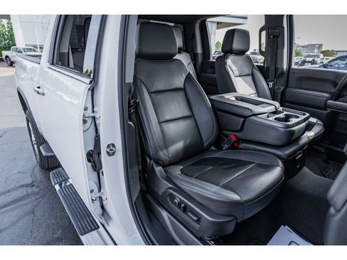 Used 2023 Chevrolet Silverado 2500 LTZ AWD/4WD image 17