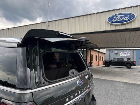 Used 2022 Ford Expedition King Ranch AWD/4WD image 11