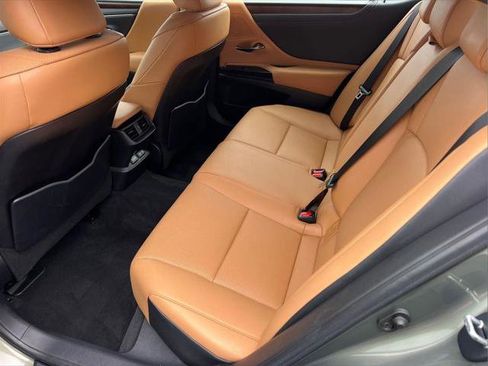 Certified 2023 Lexus ES 350 w/ Premium Package image 22