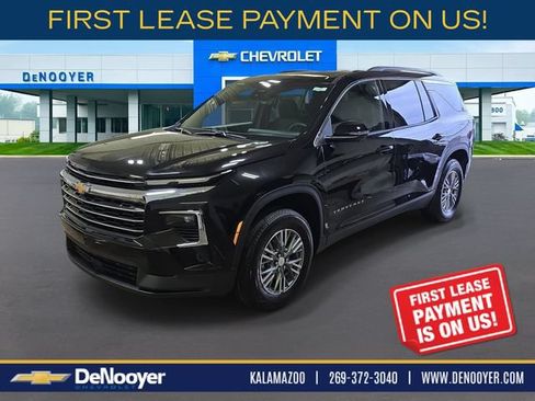 New 2026 Chevrolet Traverse LT w/ Driver Confidence Package AWD/4WD image 1