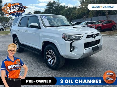 Used 2024 Toyota 4Runner TRD Off-Road image 9