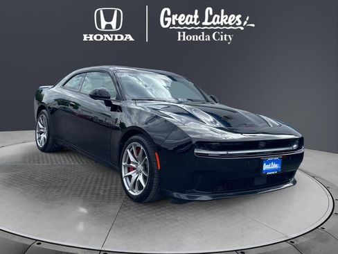 Used 2024 Dodge Charger Daytona Scat Pack w/ Plus Group AWD/4WD image 1