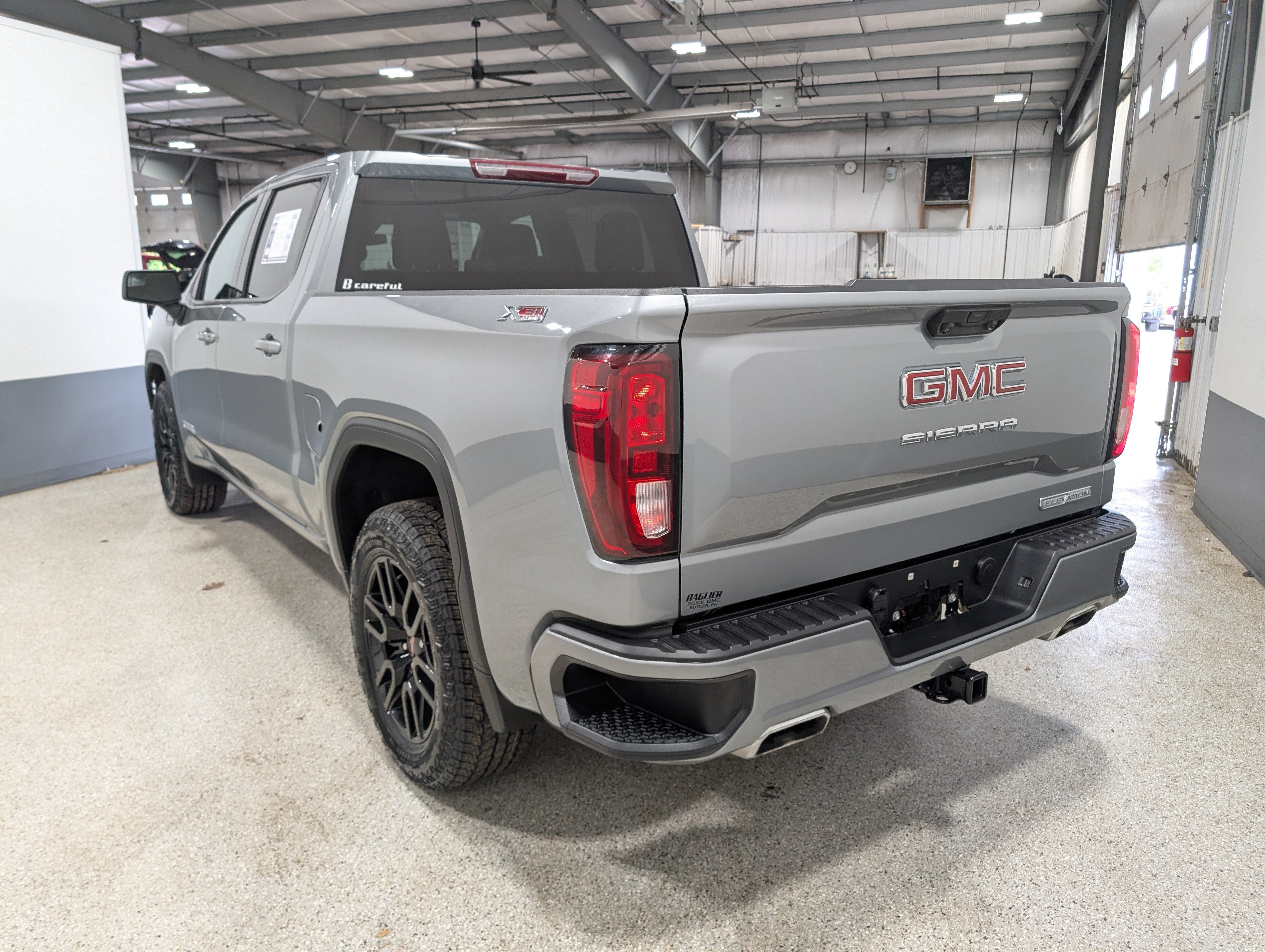 Used 2024 GMC Sierra 1500 Elevation w/ X31 Off-Road Package AWD/4WD image 5
