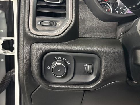 Used 2022 RAM 2500 Tradesman w/ Safety Group image 12