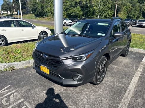 Used 2024 Subaru Crosstrek 2.5i Limited AWD/4WD image 1