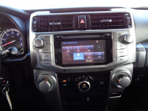 Used 2015 Toyota 4Runner SR5 RWD image 21
