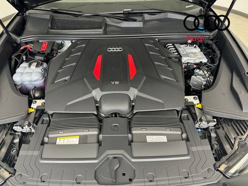 New 2026 Audi SQ8 Prestige AWD/4WD image 4