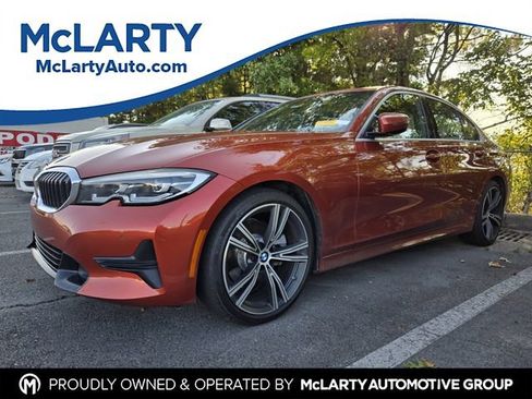 Used 2019 BMW 330i Sedan w/ Premium Package RWD image 1