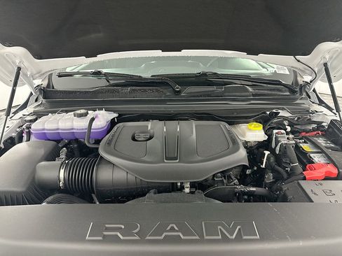 New 2026 RAM 1500 Big Horn AWD/4WD image 18