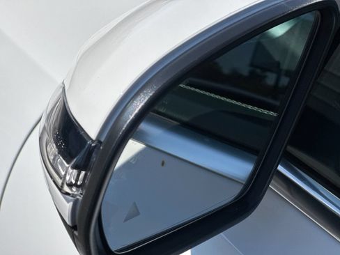 Certified 2026 Mercedes-Benz GLB 250 image 9