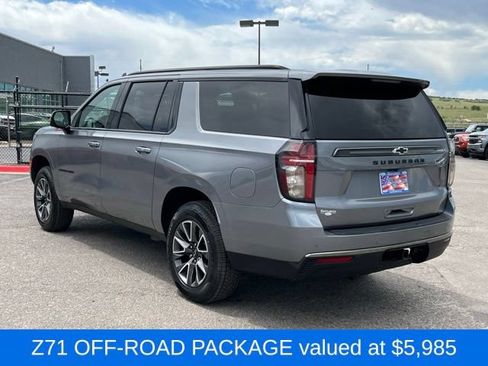 Used 2022 Chevrolet Suburban Z71 w/ Z71 Off-Road Package AWD/4WD image 3