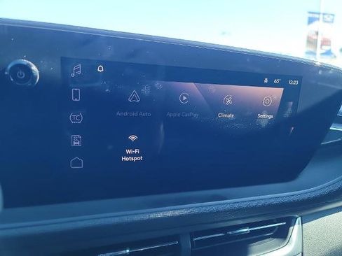 Used 2024 Buick Envista Preferred image 13