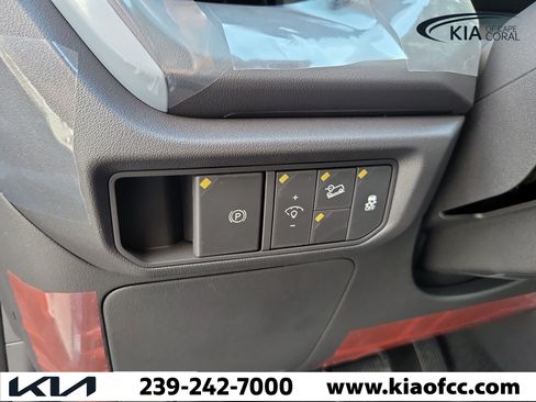 New 2027 Kia Seltos S FWD image 21