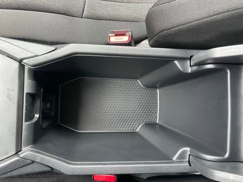 Certified 2025 Honda Accord LX image 20