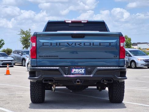 Used 2024 Chevrolet Silverado 1500 LT Trail Boss w/ Convenience Package II AWD/4WD image 7