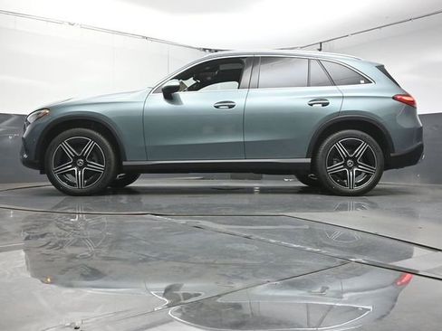 Used 2026 Mercedes-Benz GLC 300 image 37