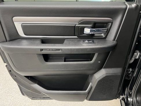 Used 2022 RAM 1500 Classic Warlock AWD/4WD image 38