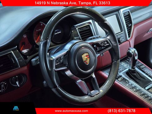 Used 2015 Porsche Macan Turbo image 15