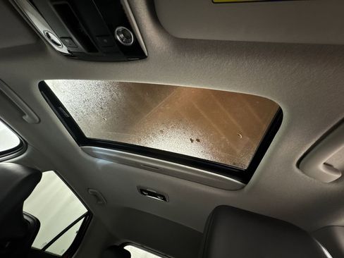 Certified 2025 Kia Niro EX Touring image 26