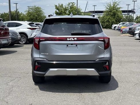 Used 2024 Kia Seltos S FWD image 3