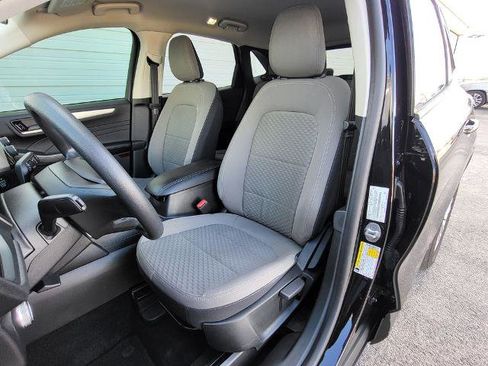 Used 2022 Ford Escape SE image 13