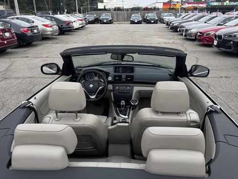 Used 2013 BMW 135i Convertible RWD image 21