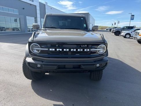 New 2026 Ford Bronco Outer Banks w/ Sasquatch Package AWD/4WD image 8