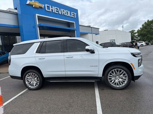 New 2026 Chevrolet Tahoe Premier w/ Sun And Tow Package AWD/4WD image 2