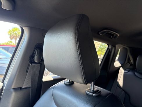 New 2026 Jeep Compass Latitude AWD/4WD image 7