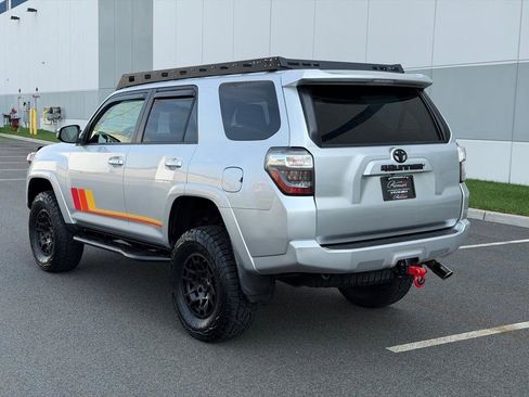 Used 2015 Toyota 4Runner SR5 Premium image 8