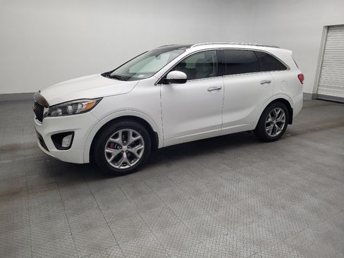 Used 2016 Kia Sorento SX FWD image 2
