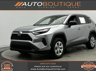 Used 2023 Toyota RAV4 LE video 1