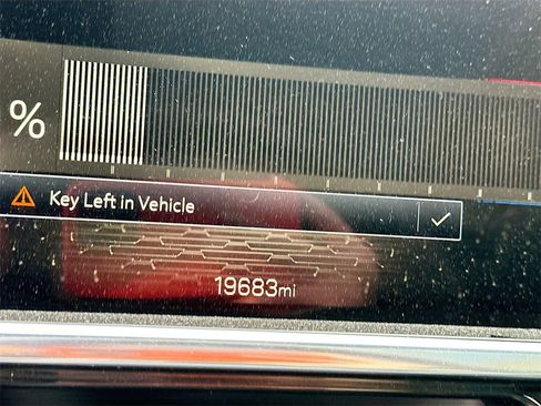 New 2024 GMC Sierra EV Denali image 4