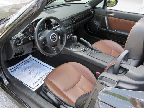 Used 2013 MAZDA MX-5 Miata Grand Touring image 10