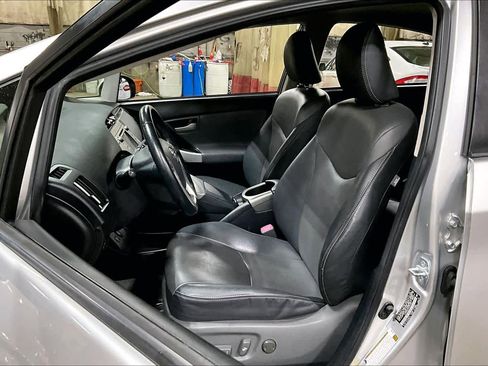 Used 2012 Toyota Prius Four image 7