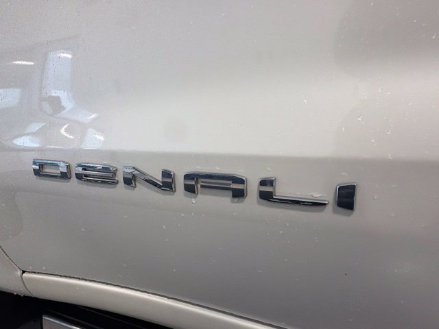 Used 2023 GMC Sierra 1500 Denali w/ Denali Reserve Package AWD/4WD image 9