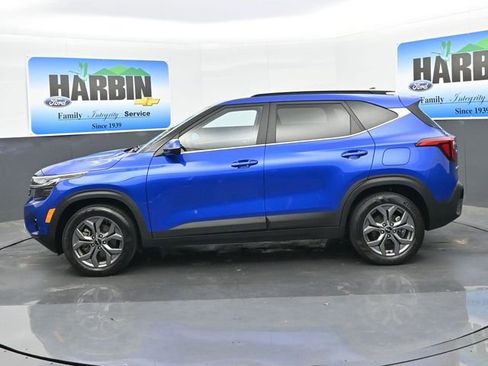 Used 2024 Kia Seltos S AWD/4WD image 2