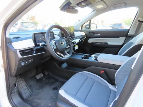 New 2026 Honda Prologue EX image 2