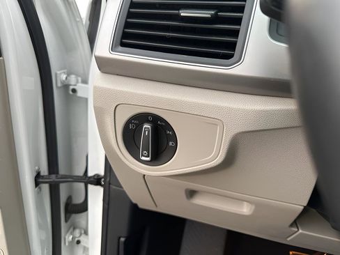 Used 2019 Volkswagen Atlas SE image 29